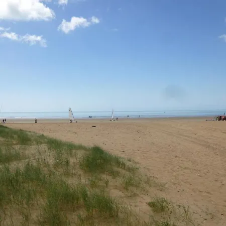 Apartmán A 50m De La Plage, 3 Couchages, Parking Gratuit, Animaux Acceptes - Fr-1-224c-73