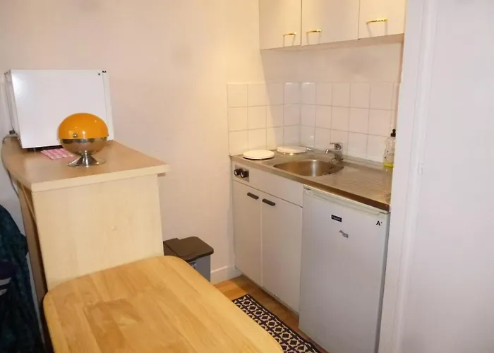 A 50m De La Plage, 3 Couchages, Parking Gratuit, Animaux Acceptes - Fr-1-224c-73 Apartmán